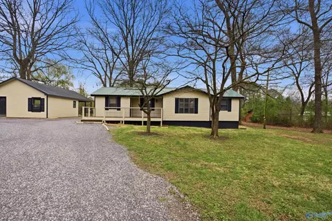 968 County Road 25, Scottsboro, AL 35768