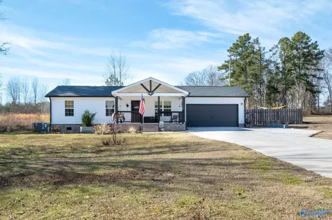 2145 Swearengin Rd, Grant, AL 35747