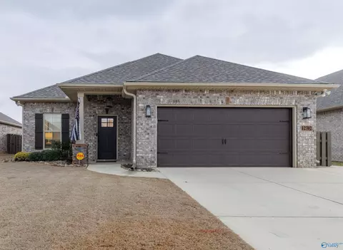 12702 Juniors Dr, Madison, AL 35756