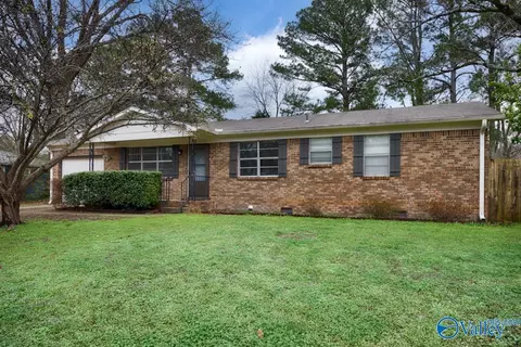 900 Danmann Cir, Huntsville, AL 35803
