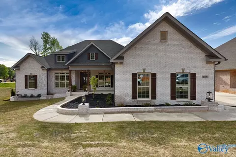 103 Twisted Cedar Cir, Madison, AL 35756