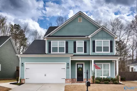 6202 Pembrook Pond Pl, Owens Cross Roads, AL 35763