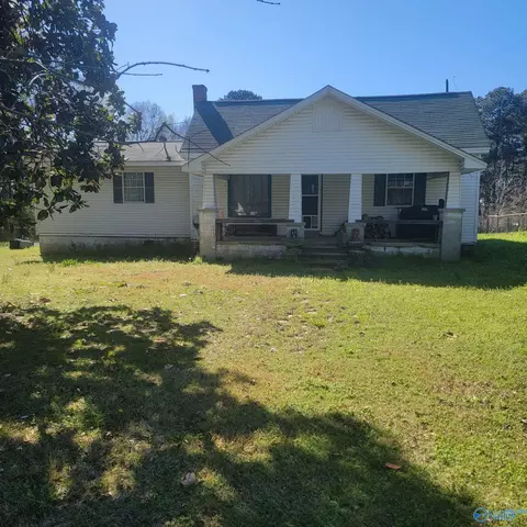 2003 Yellow Leaf Rd, Clanton, AL 35045