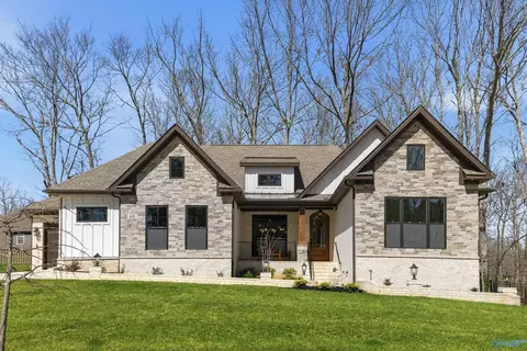 60 Trail Loop Rd, Huntsville, AL 35803
