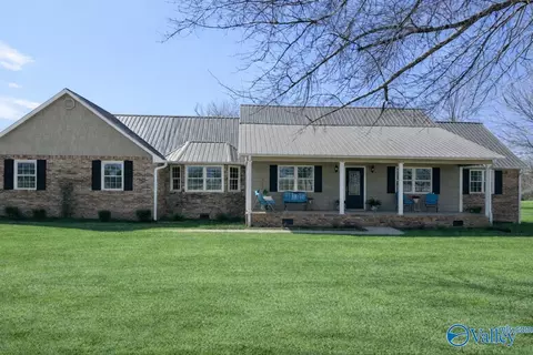 1526 Needmore Rd, Albertville, AL 35950