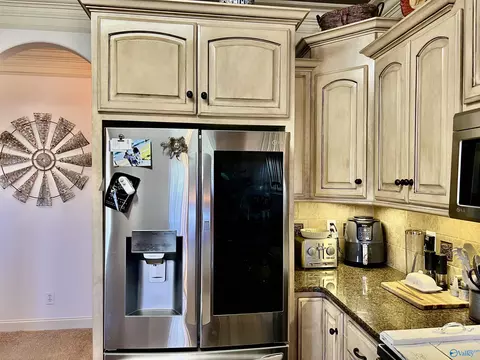 Kitchen - 94 Owensby Way, Trinity, AL 35673 photo 6 of 7