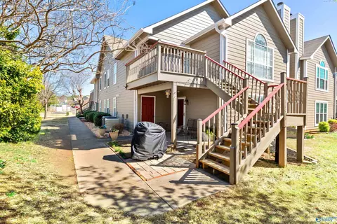 279 Waters Edge Ln, Madison, AL 35758