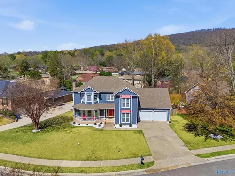 7804 Valley Bend Dr, Huntsville, AL 35802