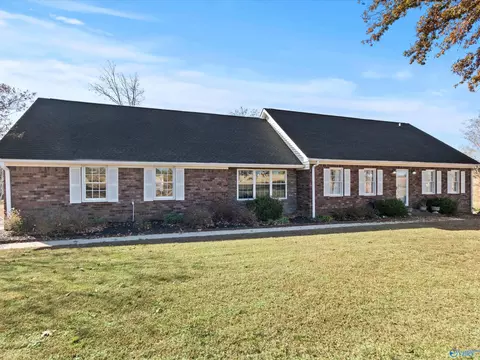 880 County Road 299, Trinity, AL 35673