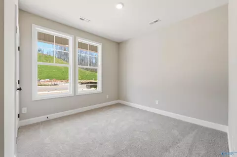 Bedroom - 2022 Raspberry Ln, Cullman, AL 35055 photo 1 of 2