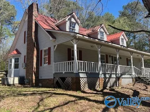 70 Old Somerville Rd, Decatur, AL 35603