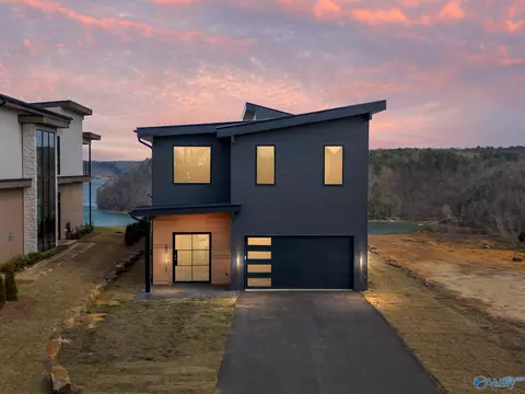 32 County Road 446, Crane Hill, AL 35053