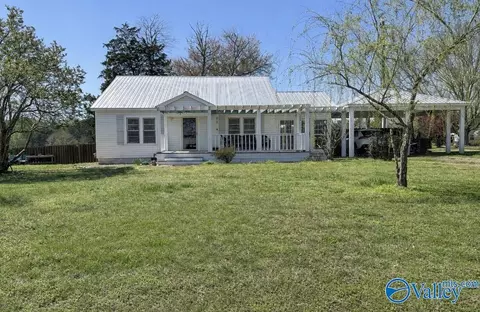 470 Lester Dr, Boaz, AL 35957