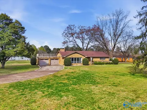 707 Winchester Rd, Huntsville, AL 35811