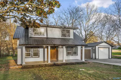 806 N Beaty St, Athens, AL 35611