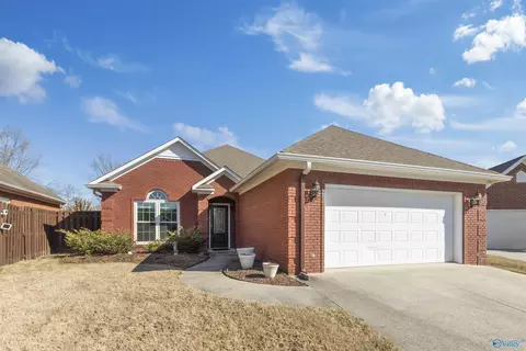 109 Canterbury Cir, Arab, AL 35016