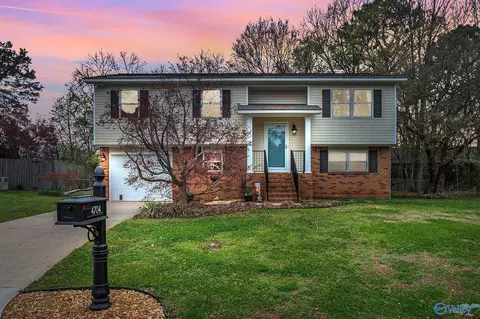 4704 Whitehall Dr, Huntsville, AL 35816