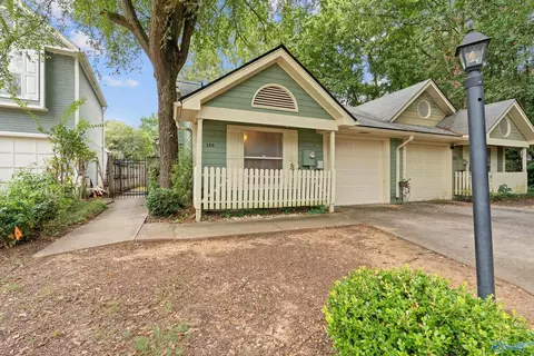 120 Briargate Ln, Madison, AL 35758