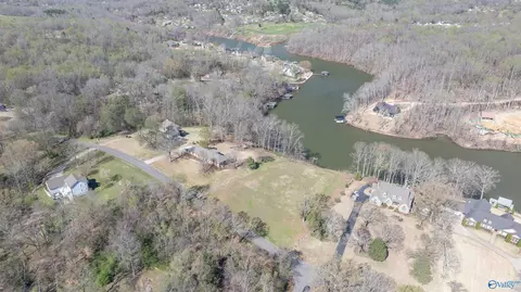 855 Turtle Cove Rd, Killen, AL 35645 photo 11