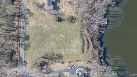 855 Turtle Cove Rd, Killen, AL 35645 photo 2