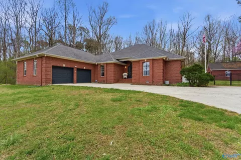 Exterior - 123 Chambers Rd, Arab, AL 35016 photo 2 of 14