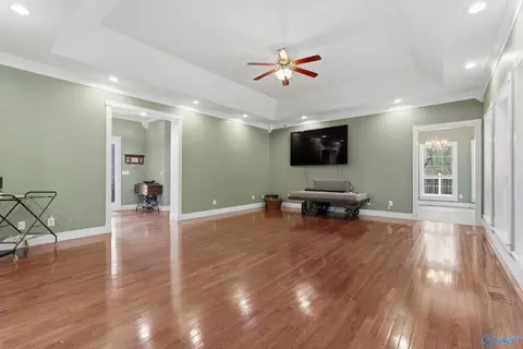 Living - 123 Chambers Rd, Arab, AL 35016 photo 2 of 3