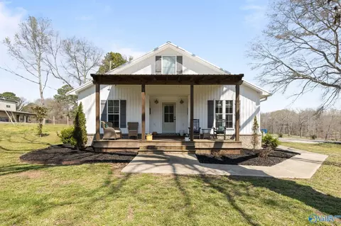 Exterior - 640 Apollo Rd, Arab, AL 35016 photo 1 of 7
