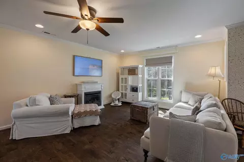 Living - 640 Apollo Rd, Arab, AL 35016 photo 1 of 2