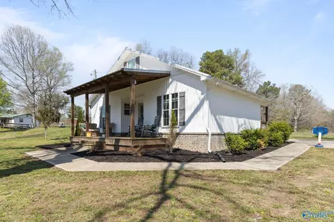Exterior - 640 Apollo Rd, Arab, AL 35016 photo 3 of 7