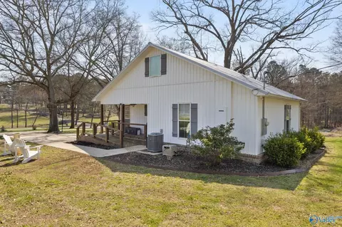 Exterior - 640 Apollo Rd, Arab, AL 35016 photo 6 of 7