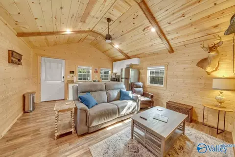 355 Whitaker Dr, Grant, AL 35747 photo 4