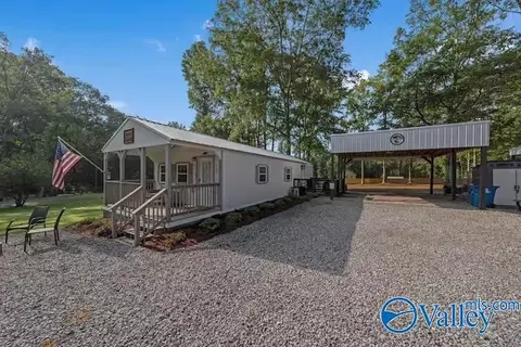 355 Whitaker Dr, Grant, AL 35747 photo 14