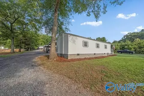 355 Whitaker Dr, Grant, AL 35747 photo 18