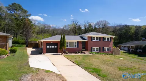 2212 Rodgers Dr, Huntsville, AL 35811