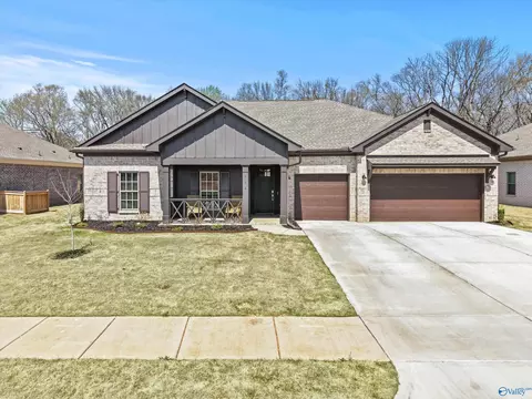 164 Clift Creek Dr, Madison, AL 35757