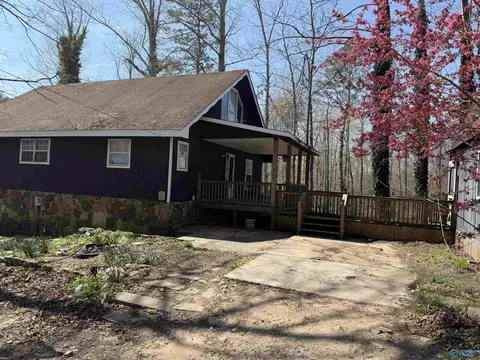 506 County Road 882, Crossville, AL 35962