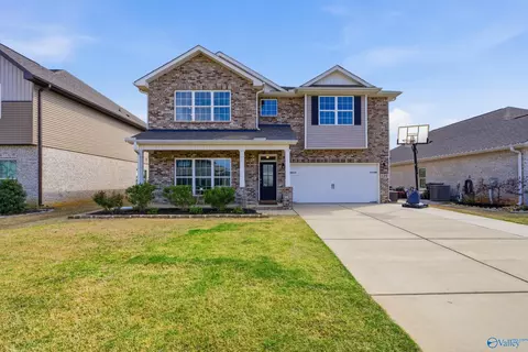 119 Sage Oak Dr, Decatur, AL 35603