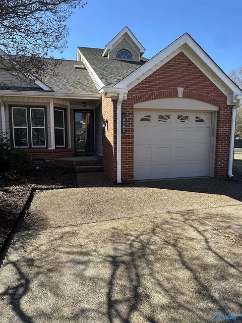 10002 Meredith Ln #10002, Huntsville, AL 35803