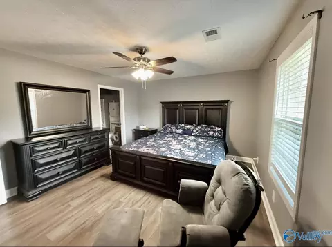 Bedroom - 65 Quail Dr, Centre, AL 35960 photo 2 of 6