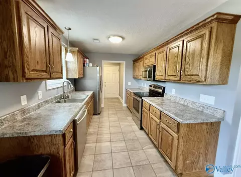 Kitchen - 65 Quail Dr, Centre, AL 35960 photo 2 of 3