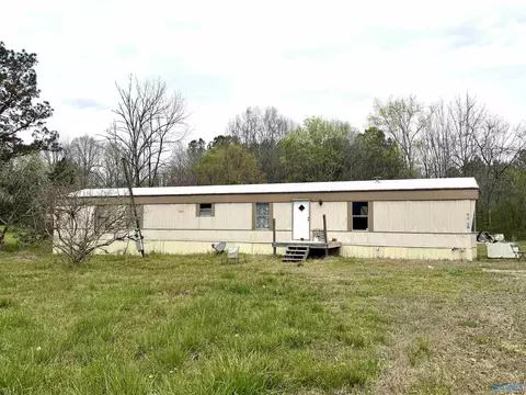 1328 Tidmore Bend Rd, Gadsden, AL 35901