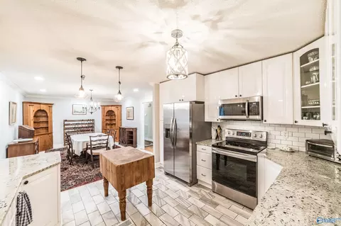 445 Golfview Dr, Arab, AL 35016 photo 10