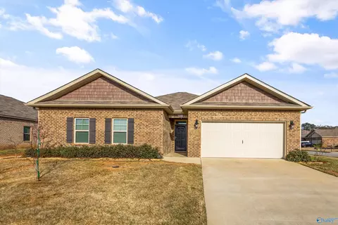 25247 Delilah Cir, Athens, AL 35613
