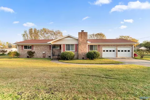 2580 Reeves St, Hokes Bluff, AL 35903