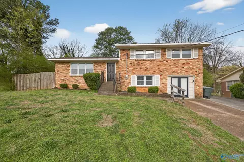 2523 Birchfield St, Huntsville, AL 35810
