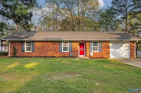 1312 SW Cloverdale Ave, Decatur, AL 35601