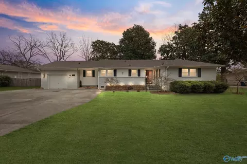 7419 Cadillac Dr, Huntsville, AL 35802