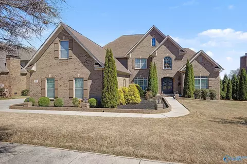 111 Fieldmaster Dr, Madison, AL 35758