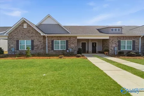 3245 Mcclellan Way, Decatur, AL 35603