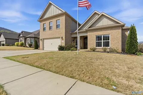 3012 Chimney Cove Cir, Brownsboro, AL 35741